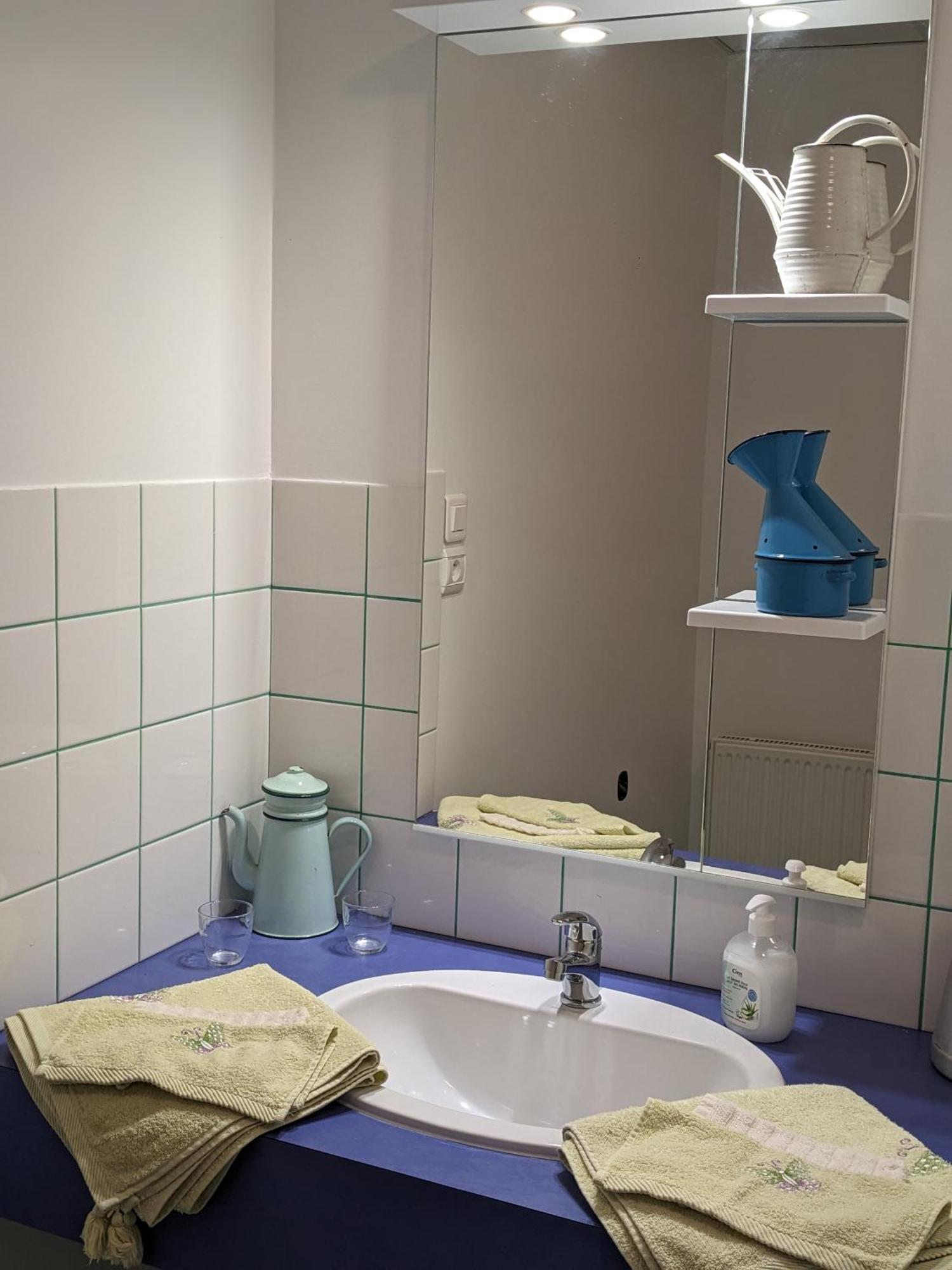 Auberge Des Trains Mythiques Chambres D'Hotes A Gouarec Au Pied De La Velodyssee Laniscat Extérieur photo